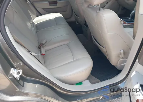 2008 Chrysler 300C from USA, damaged, VIN 2C3LK63HX8H121013